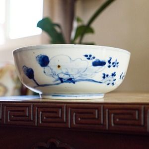 Antique Japanese Late Edo 1850s Footed Porcelain Bowl Blue White Bullseye Base25